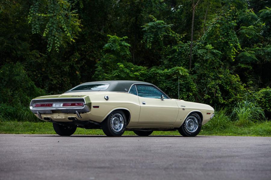  Dodge Challenger R/T SE 440 Six Pack Formal Hardtop 1970 года  (фото 19 из 24)